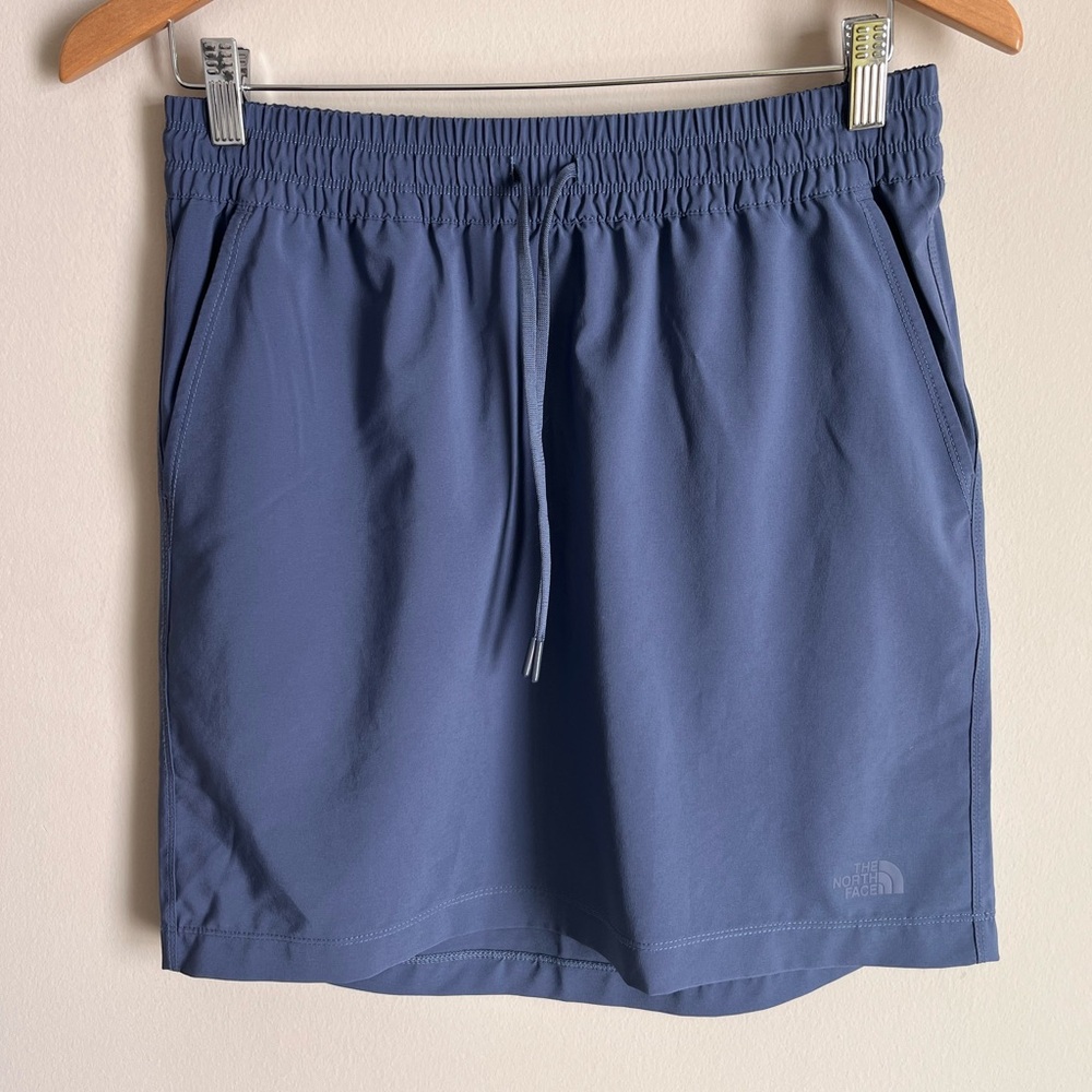 The North Face Women’s Blue Pull on Skirt Athletic Skirt Size Small (S)